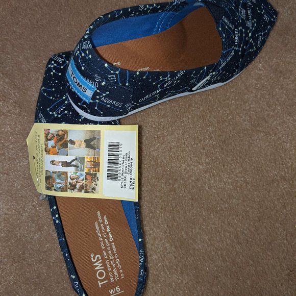 Toms Glow in Dark Constellation - Picture 5 of 5